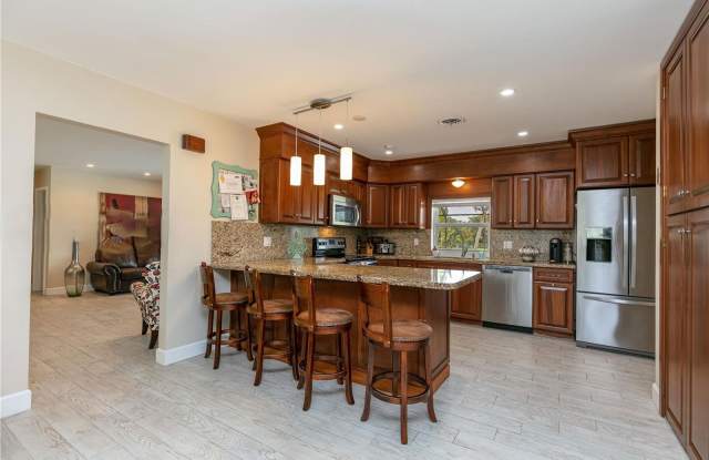 7940 Southwest 139th Terrace