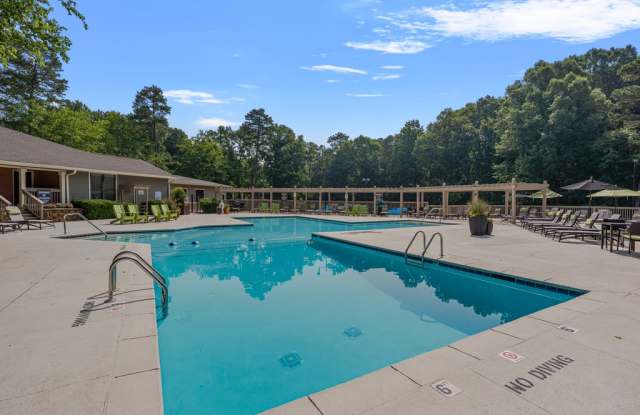 Photo of The Retreat at Lake Johnson Apartments