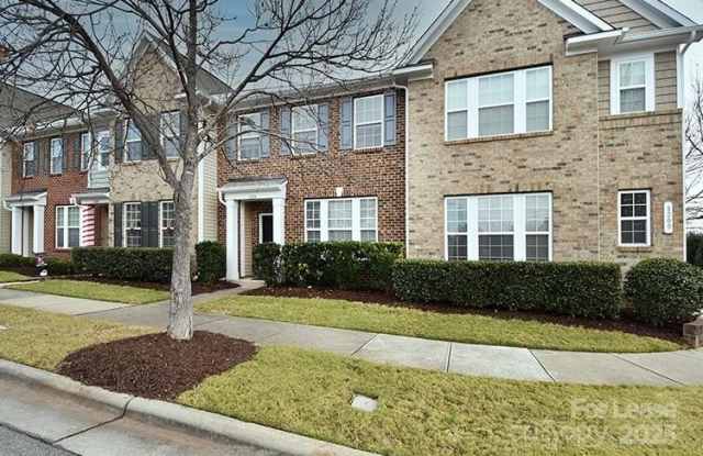 Photo of 8204 Viewpoint Lane