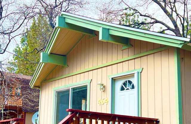 464 Los Angeles Avenue