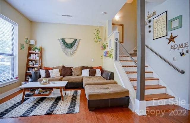 Room in 3 Bedroom Townhome at Steel Yard Ct