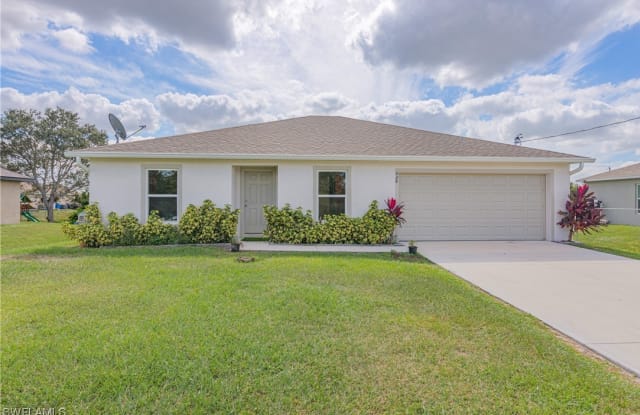 428 Piedmont Street - 428 Piedmont Street, Lehigh Acres, FL 33974