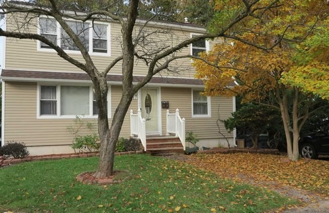 247 Merritt Avenue - 247 Merritt Avenue, Bergenfield, NJ 07621