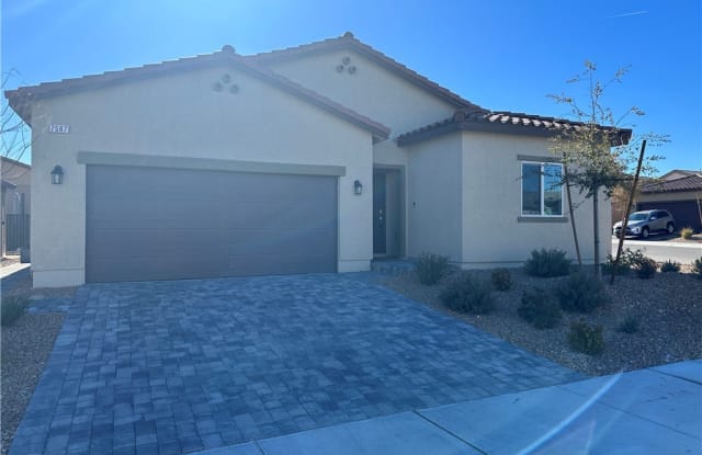 7587 Pink Mimosa Avenue - 7587 Pink Mimosa Avenue, Spring Valley, NV 89113