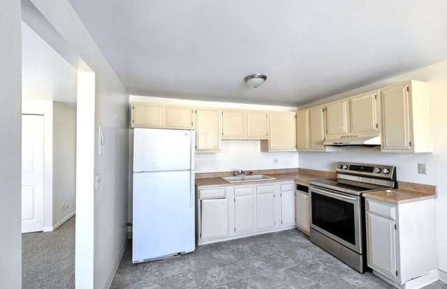 530 Avenida Del Cielo