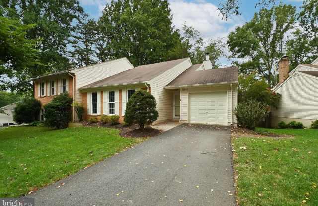 10048 WOOD SORRELS Lane