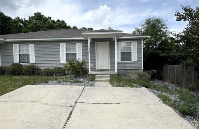 2002 Wyatt St