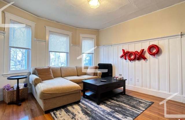 4 Glenley Terr #5 Boston MA 02135