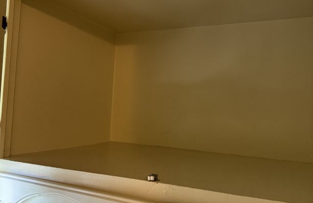 874 Riverlawn Avenue