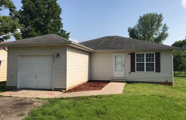 2940 West Olive Street - 2940 West Olive Street, Springfield, MO 65802