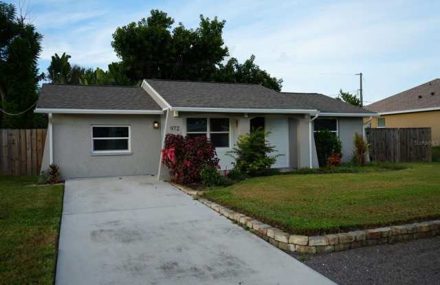 972 PONDEROSA ROAD