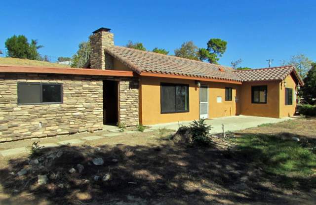 Photo of 2BR w/ In-Unit Laundry, Fireplance  A/C in Yucaipa