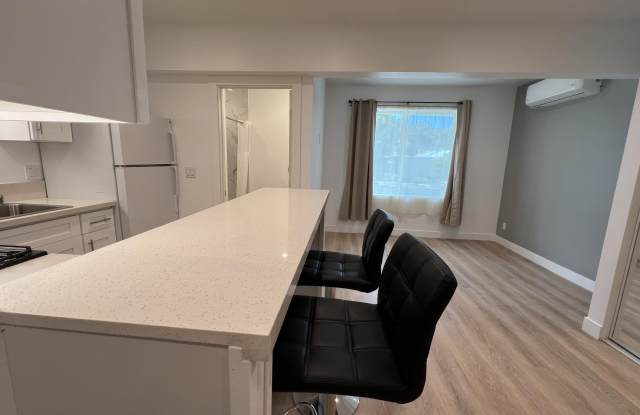 1666 Stoddard Avenue