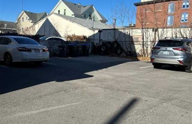 111 Burnett Street unit: 3