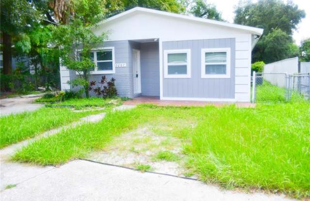 Photo of 3207 E 23RD AVENUE