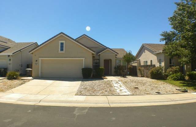 3 Bed| 2 Bath | 1660 SF | Single Story | Tenant pays $175 monthly for WS&G