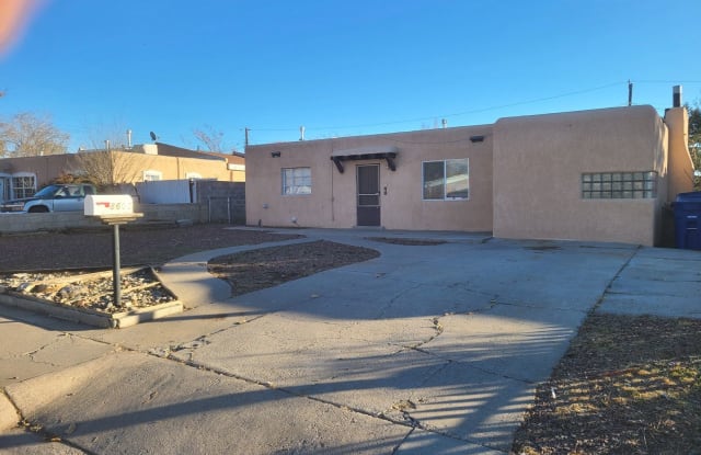 8600 Summer Ave NE - 8600 Summer Avenue Northeast, Albuquerque, NM 87112