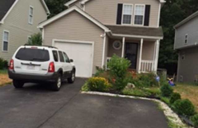 Beautiful 4 Bedroom house in Marlborough!