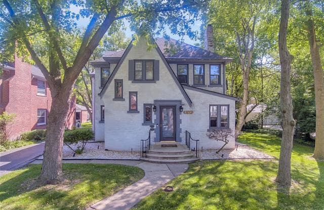 936 HARCOURT Road - 936 Harcourt Rd, Grosse Pointe Park, MI 48230