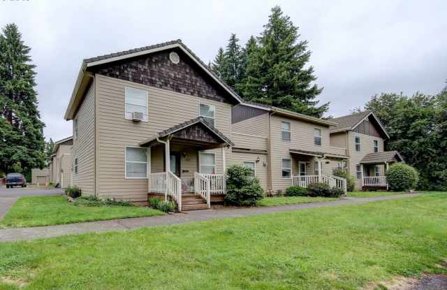 8317 SW Durham Road ~ Excellent Quail Park Townhome