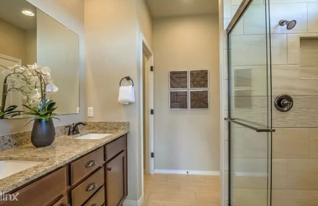 3122 Farragut St NE - 3122 Farragut Lane, Rio Rancho, NM 87144