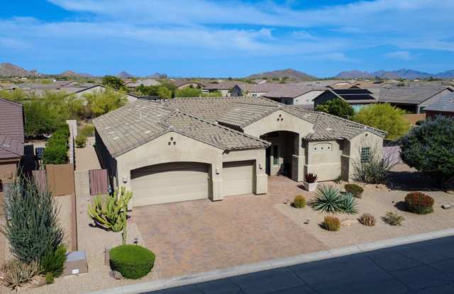 Photo of Spacious 4BR House in Cave Creek