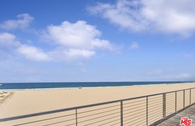 5107 Ocean Front Walk