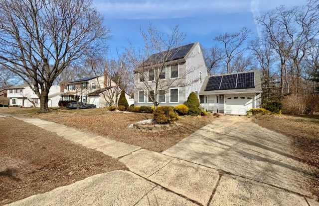 Cozy  Private 4-Bedroom Home with 2.5 Bathrooms!