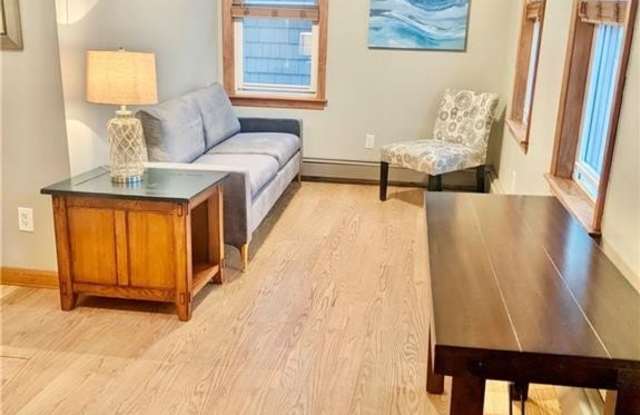 20 Lee Avenue unit: 2