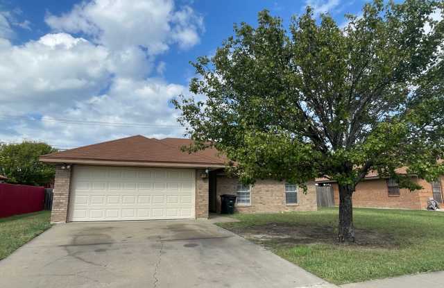 4-Bedroom House for Rent in Killeen
