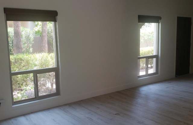 7290 E Rancho Vista Dr Unit 20