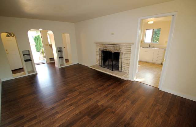 SPACIOUS, UPDATED 7 BEDROOM, 3 BATH, 2 KITCHENS, YARD  DEN BY UW!