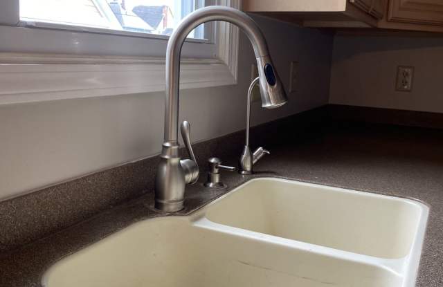 2611 N Delaware Street