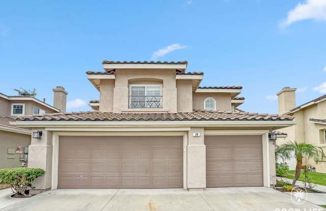 Immaculate 4Bd/2.5Ba Spacious Home with NEW W/D and Refrigerator in Mission Viejo!