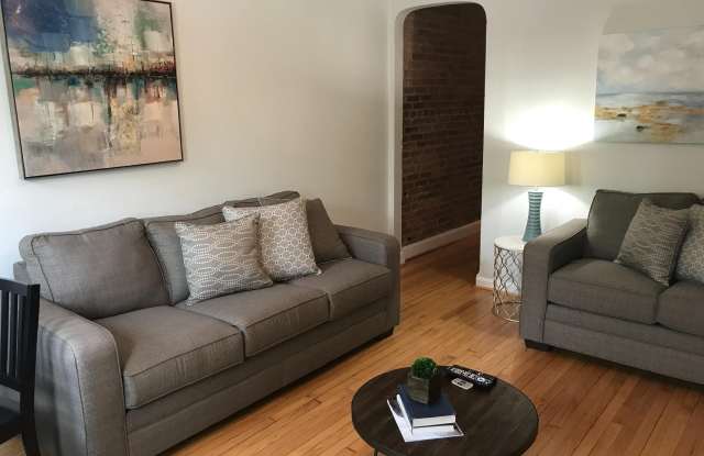 Photo of 731 13TH Street NE unit: 1