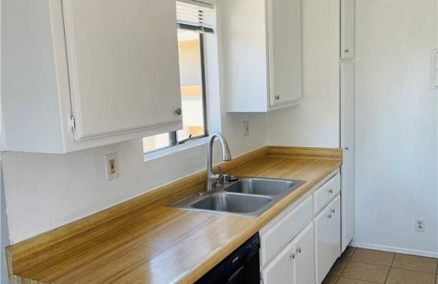 17082 Chatsworth Street