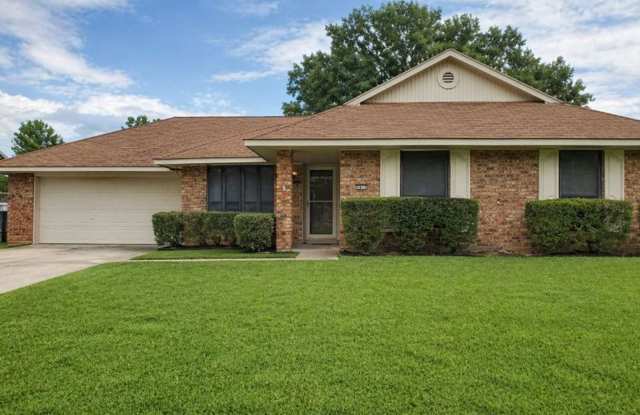 5415 Bayou - House for Lease