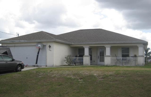 4005 10th ST W - 4005 10th Street West, Lehigh Acres, FL 33971