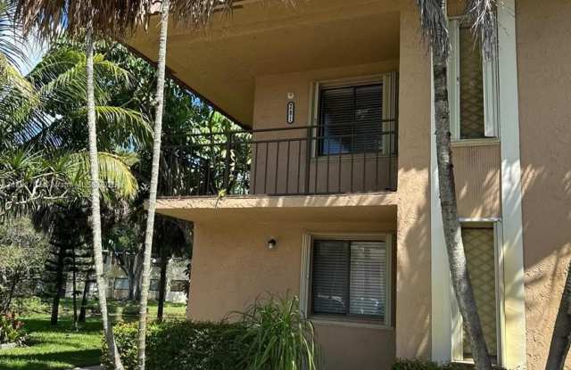 Photo of 193 Lakeview Dr