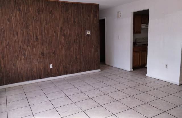 Photo of 2 Bedroom / 2 Bathroom Rental – Brooksville, Fl