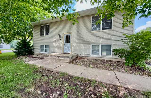 620 7th Avenue Northwest - 622