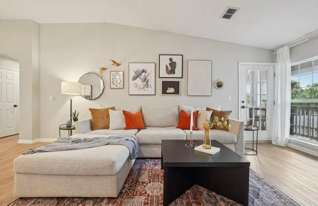 4271 South Blackhawk Circle