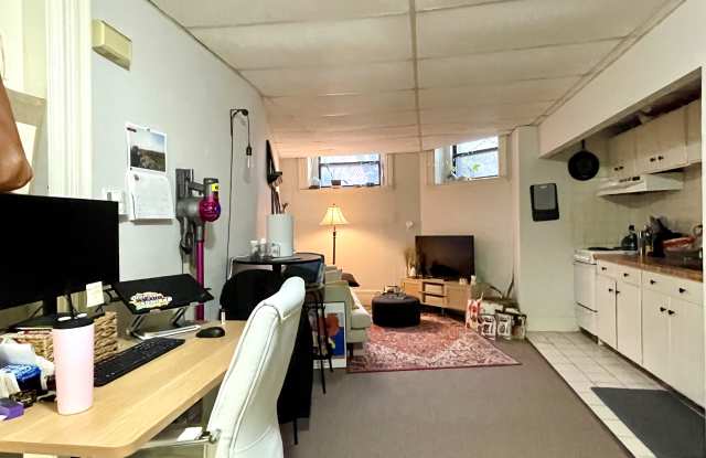 317 Commonwealth Ave