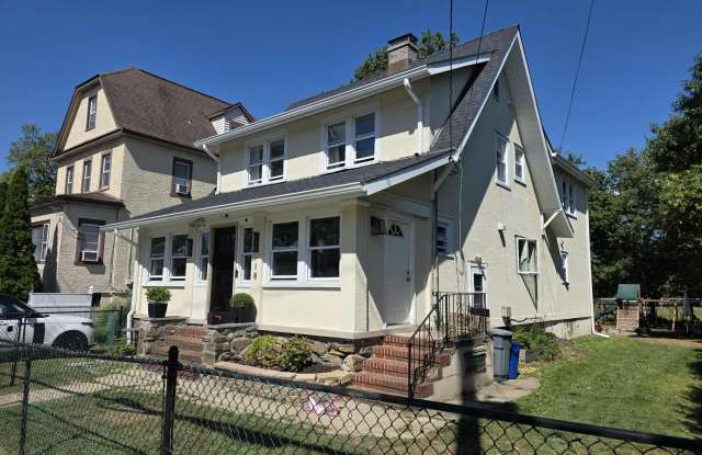 18 Webster Avenue