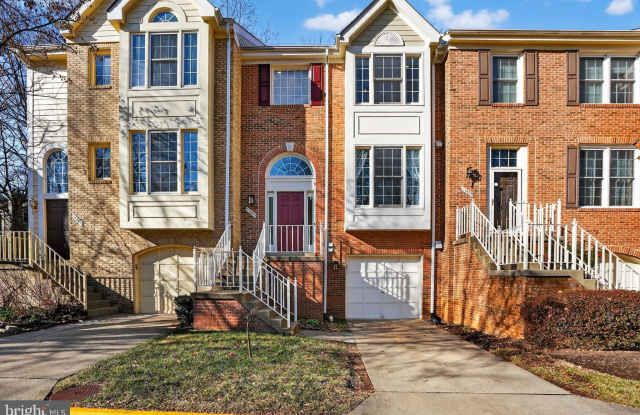 11433 HERITAGE OAK Court