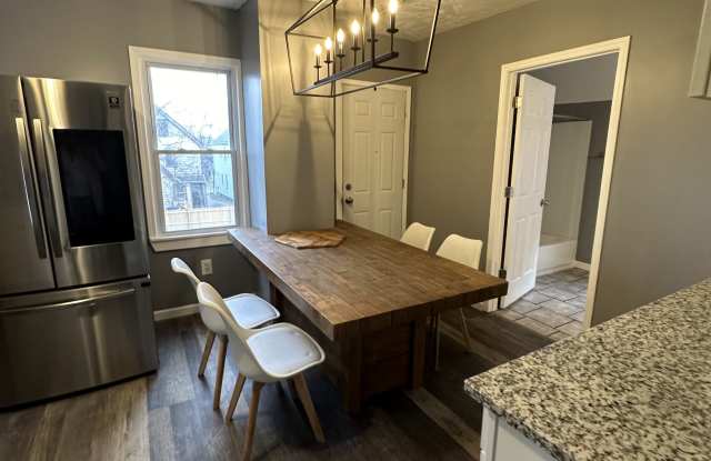 3635 West 46th Street - Upstairs