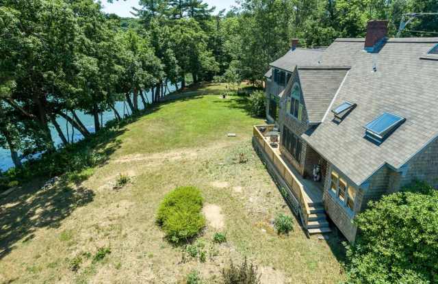 Gorgeous Harpswell Waterfront Property for Rent