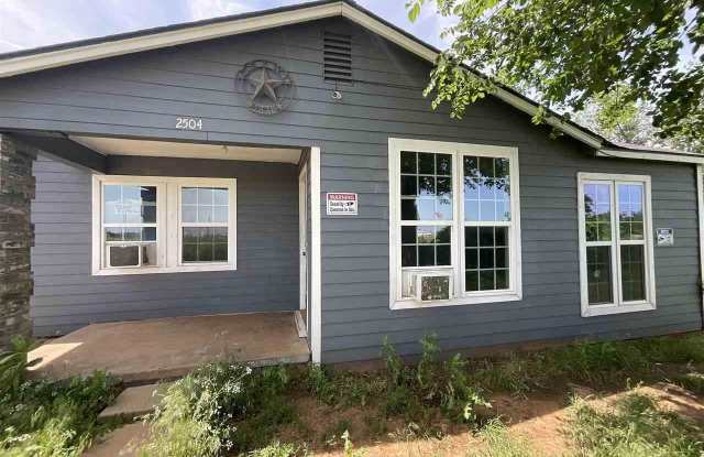 Photo of 2504 JASPER STREET