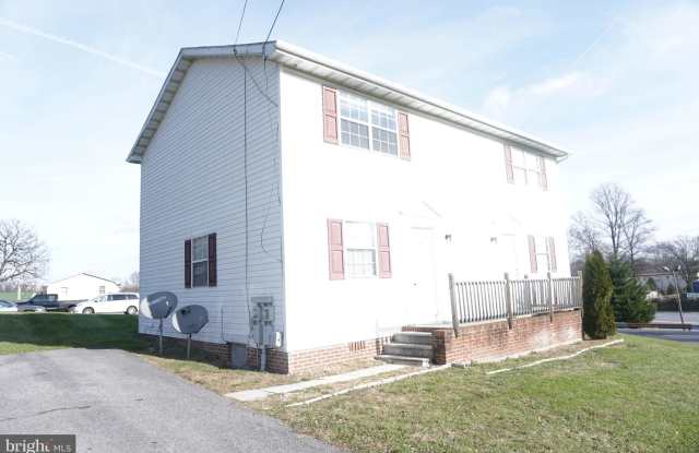 406 OVERLOOK - 406 Overlook Drive, Martinsburg, WV 25401