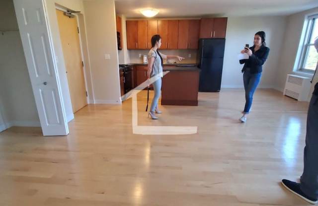 Photo of Great 1 bedroom available 1/15/2026